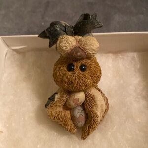Vintage Rabbit with Easter Eggs, There’s a star Marking on the scarf=Boyds Bears
